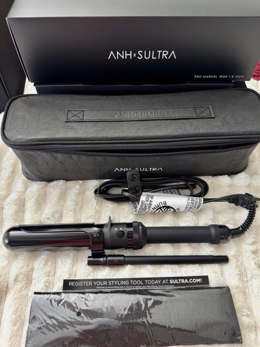 Black Curling Iron with Travel Case